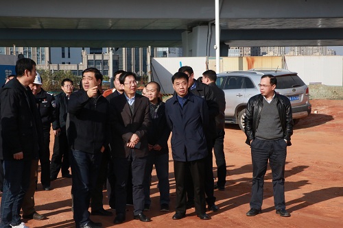 副市長(zhǎng)宋鈾一行調(diào)研我司昌南大道、洪都大道快速路改造項(xiàng)目